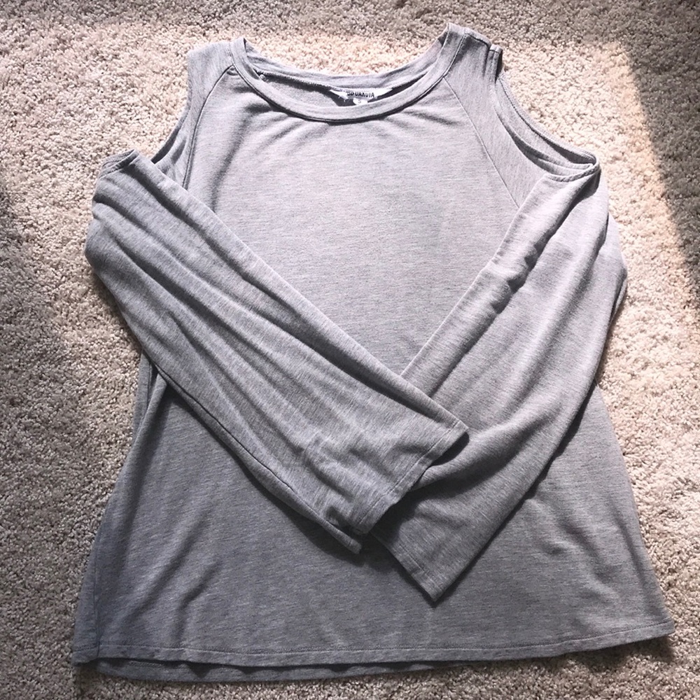 B.B. Dakota cold shoulder bell sleeve top